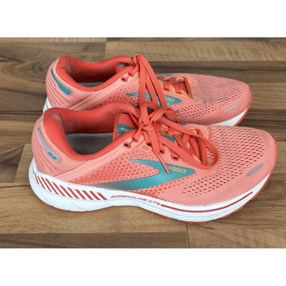 Brooks Adrenaline GTS 22 Womens Size 8 Orange Running Shoes Walking Sneakers